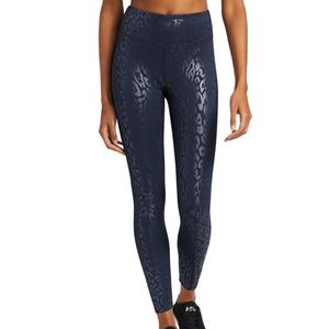 NWT Women’s Heroine Sport Navy Foil Cheetah Leggings Size Small